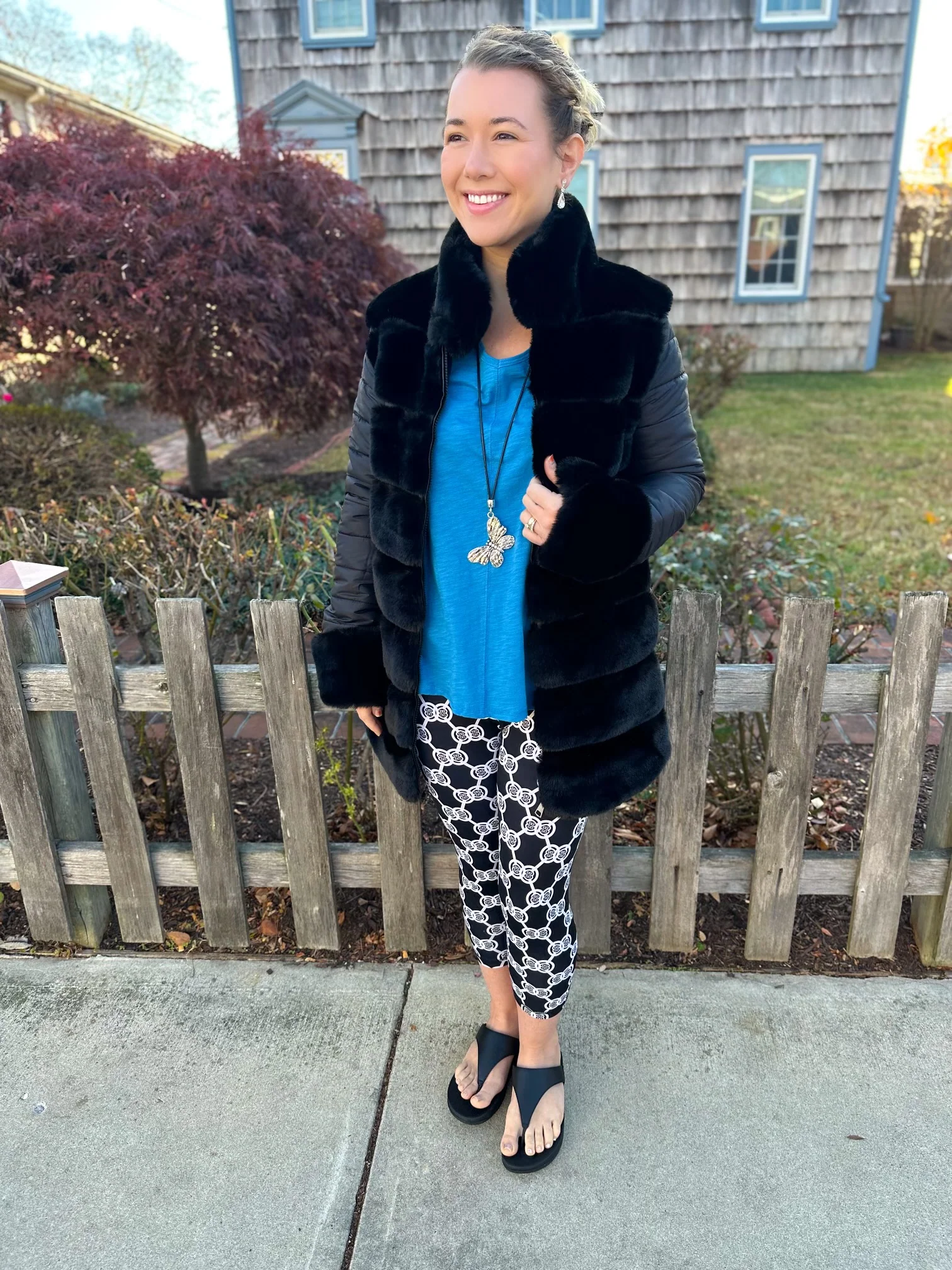 Cabrina Black Faux Fur Jacket with Puffer Sleeve - Image 3