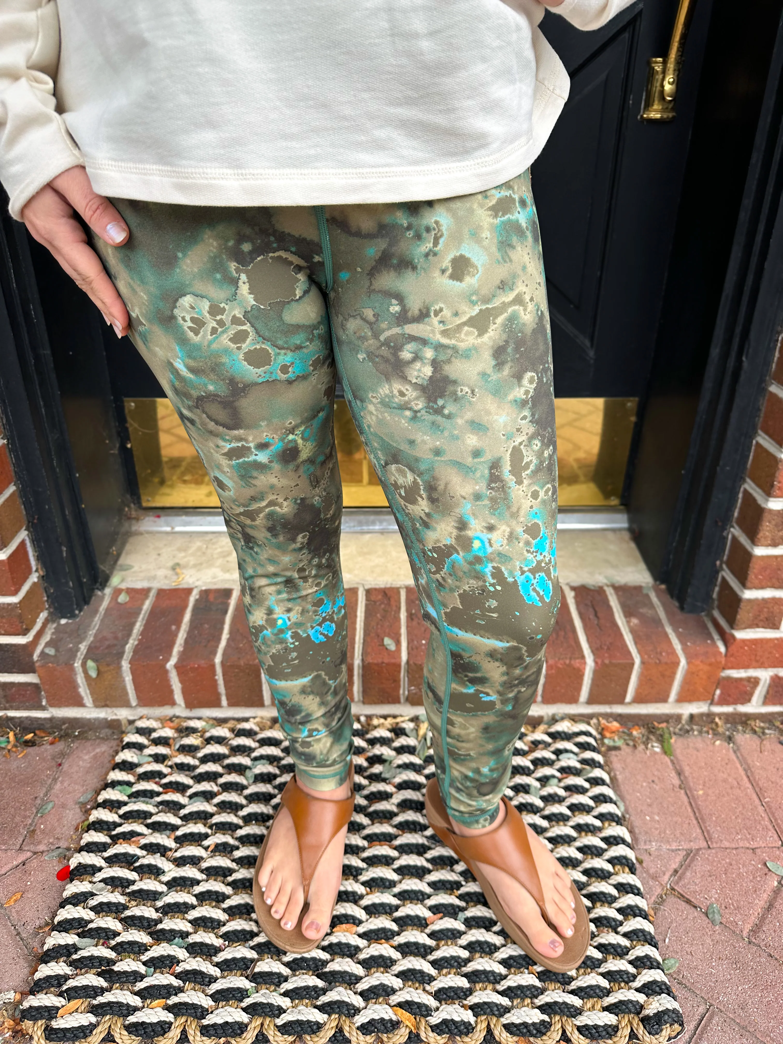 Escape by Habitat Olive Marble Leggings - Image 4