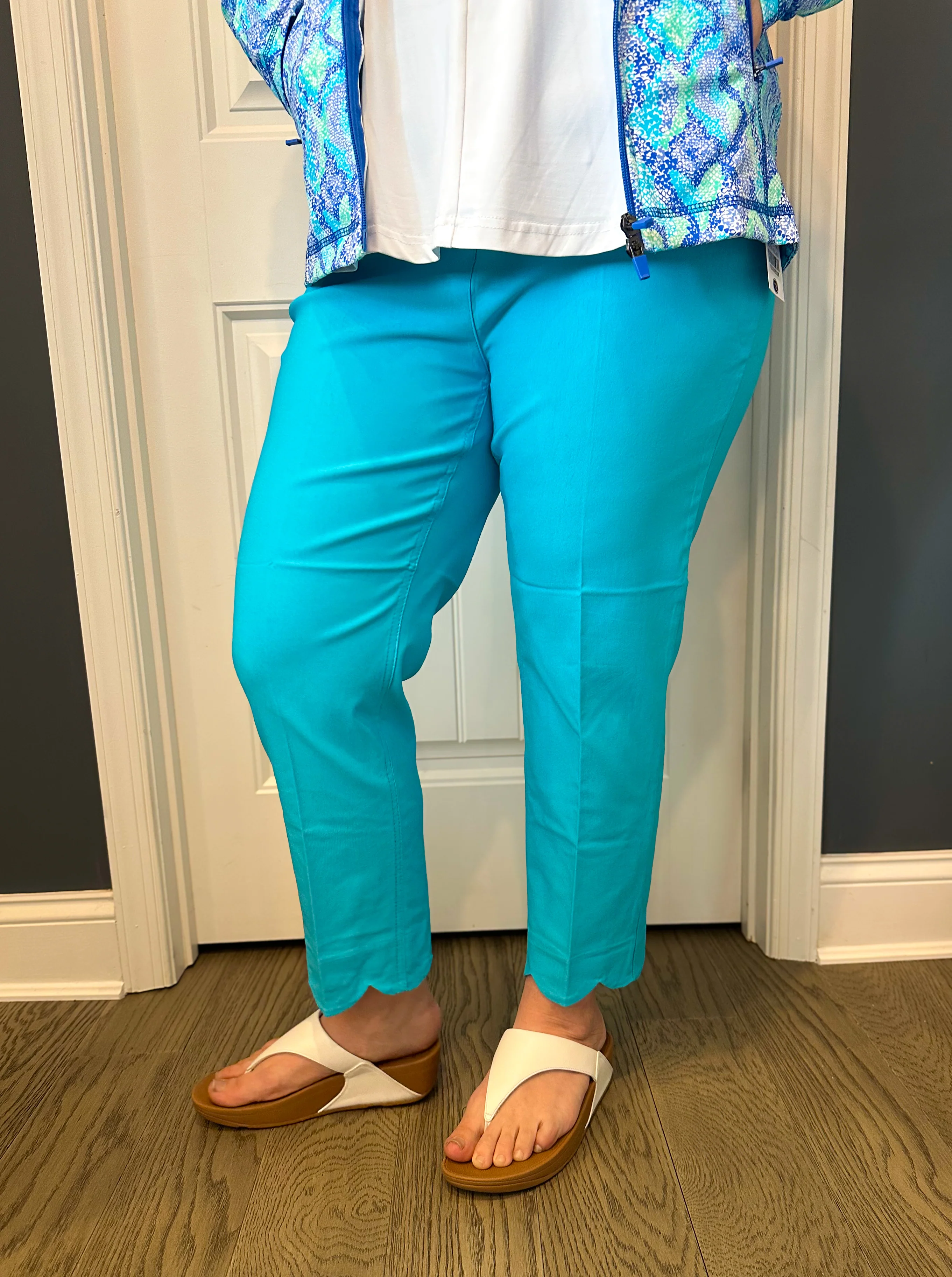 Lulu B Bangladine Clear Turquoise Scallop Capri - Image 46