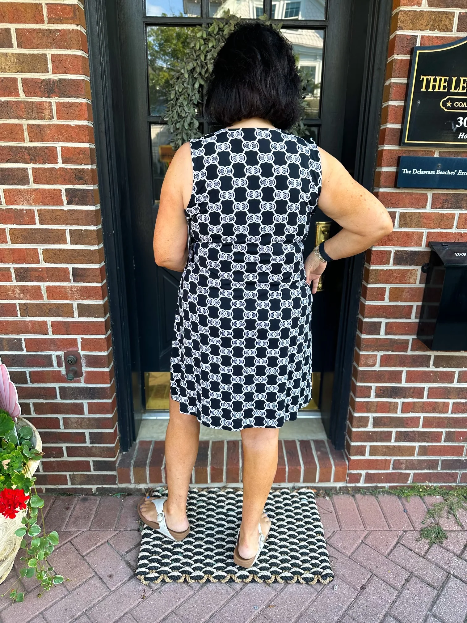 Lulu B Black and White Medallion UPF 50+ Open Cut Dress - Image 4
