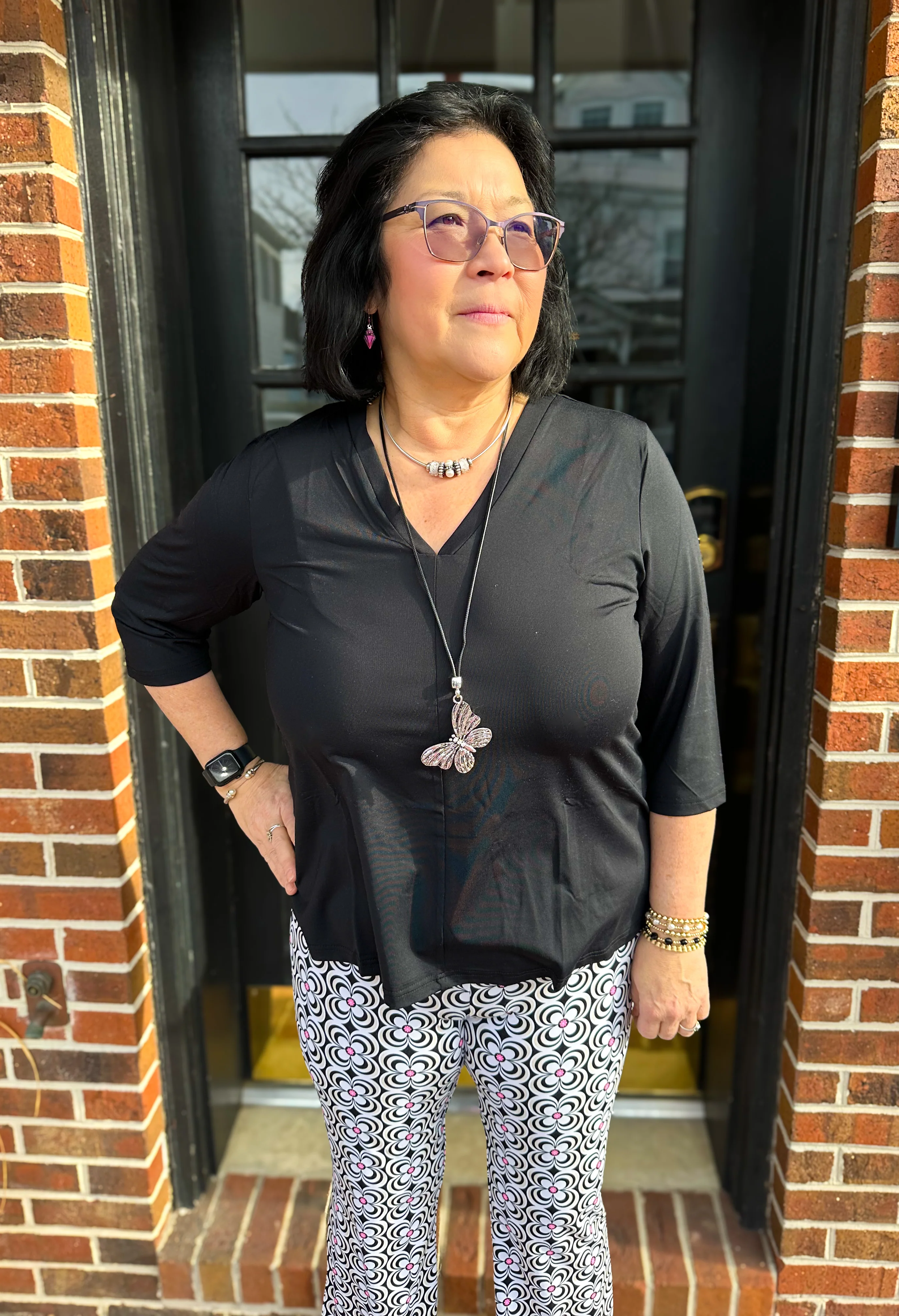 Lulu B Black V-Neck 3/4 Sleeve Top - Image 4