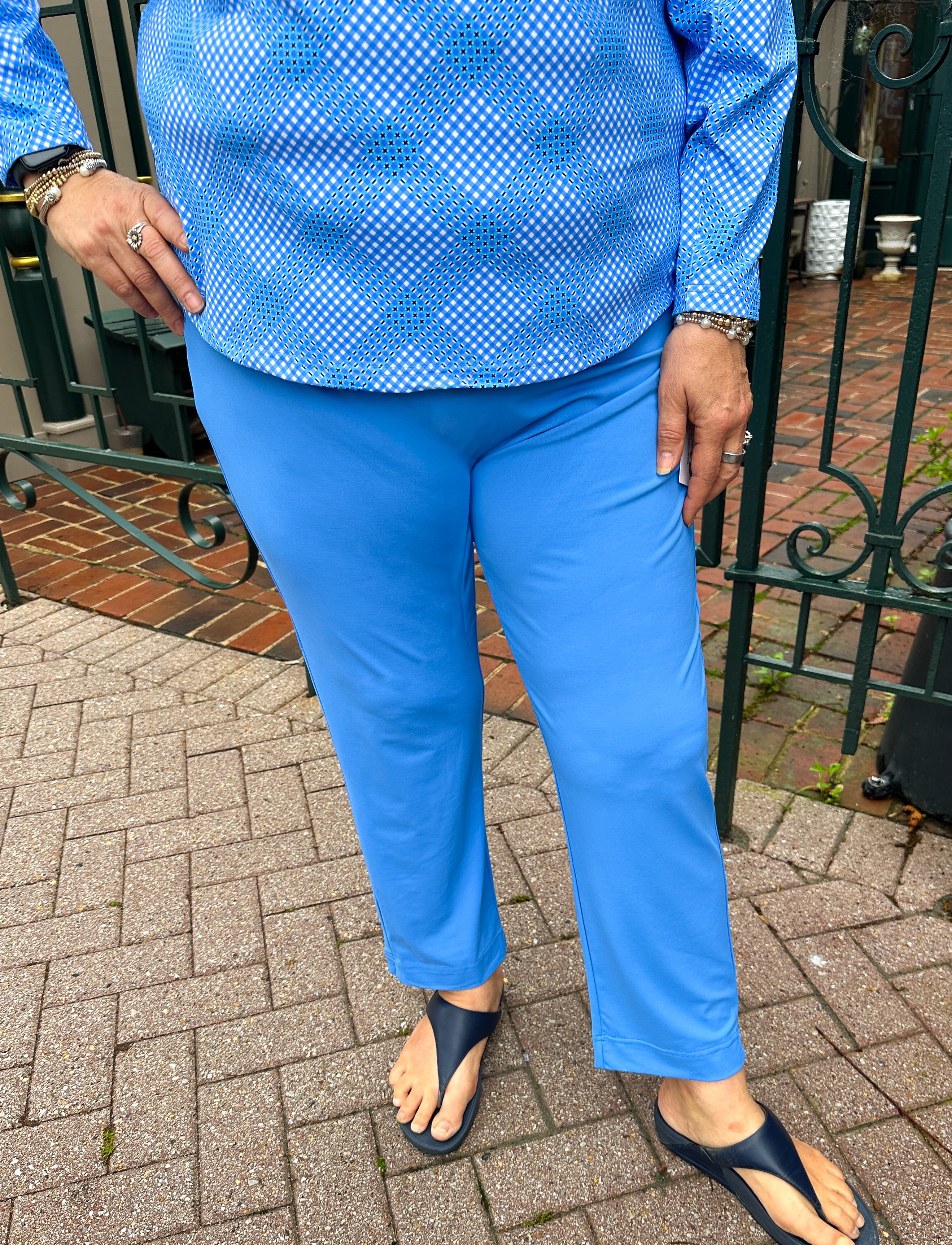 Lulu B Bright Periwinkle Secret Pocket Capri Leggings - Image 5