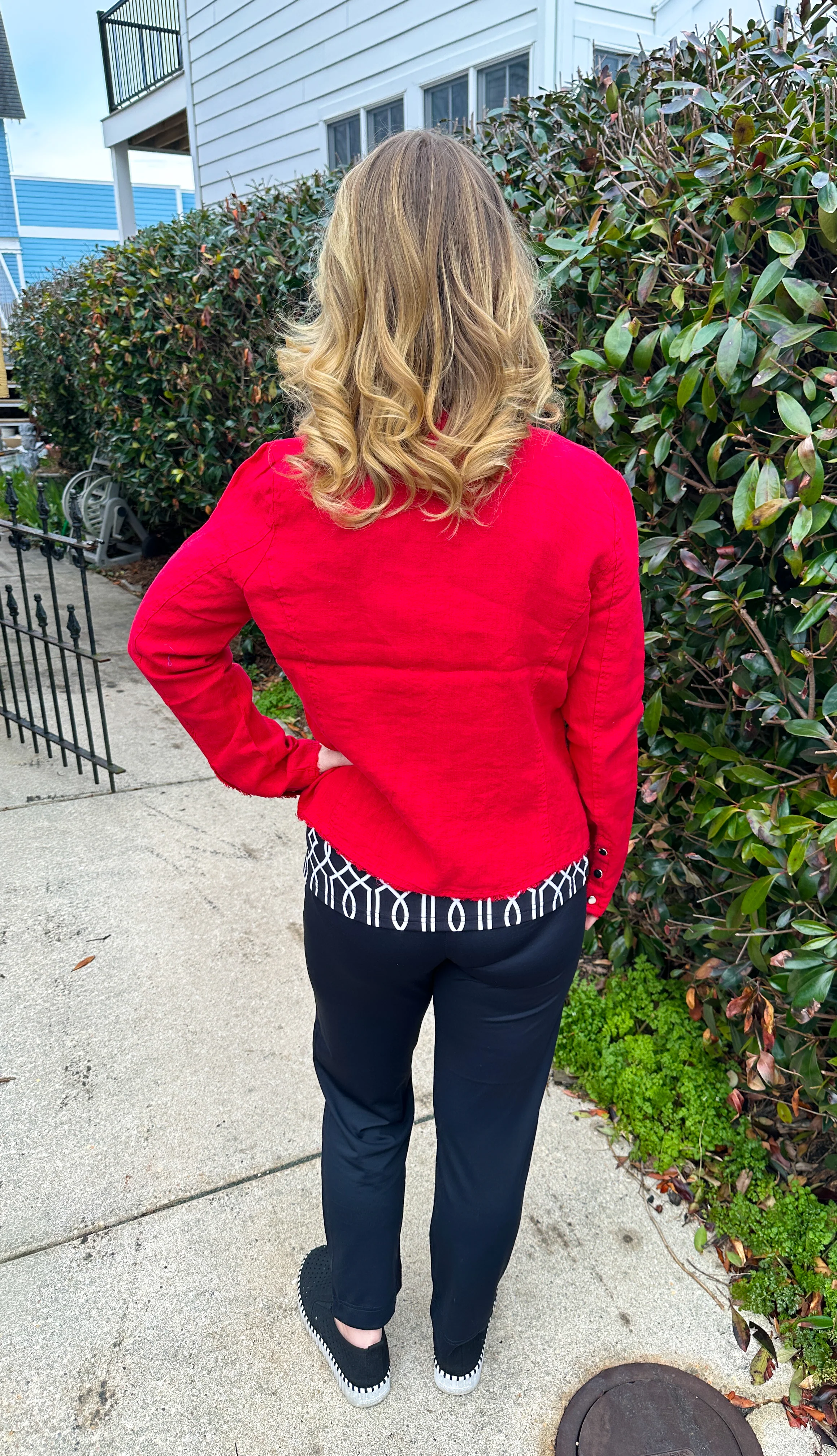 Lulu B Chic Crimson Frayed Edge Linen Zip Jacket - Image 9