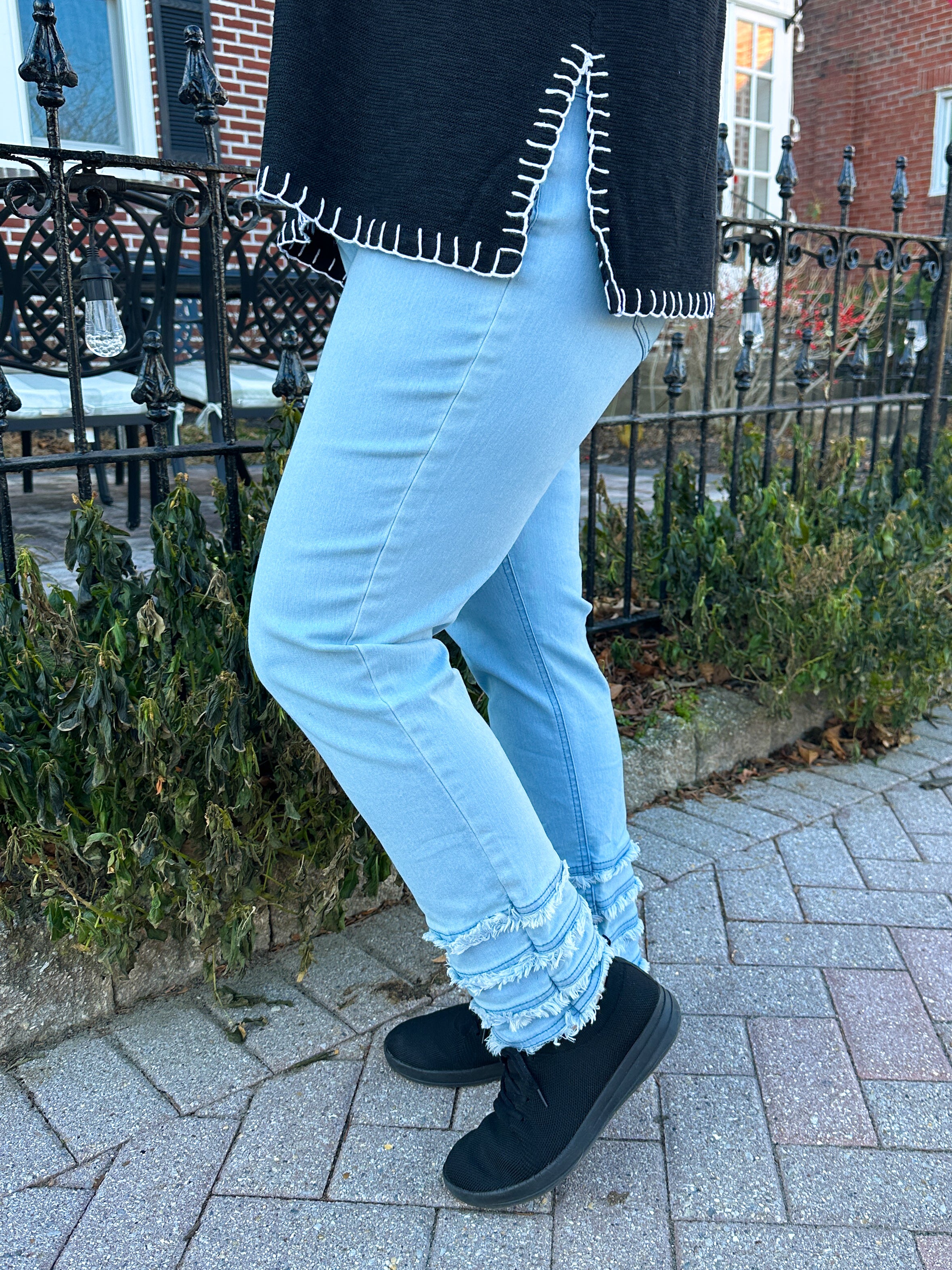 Lulu B Denim Fringe Pant Light Wash - Image 13