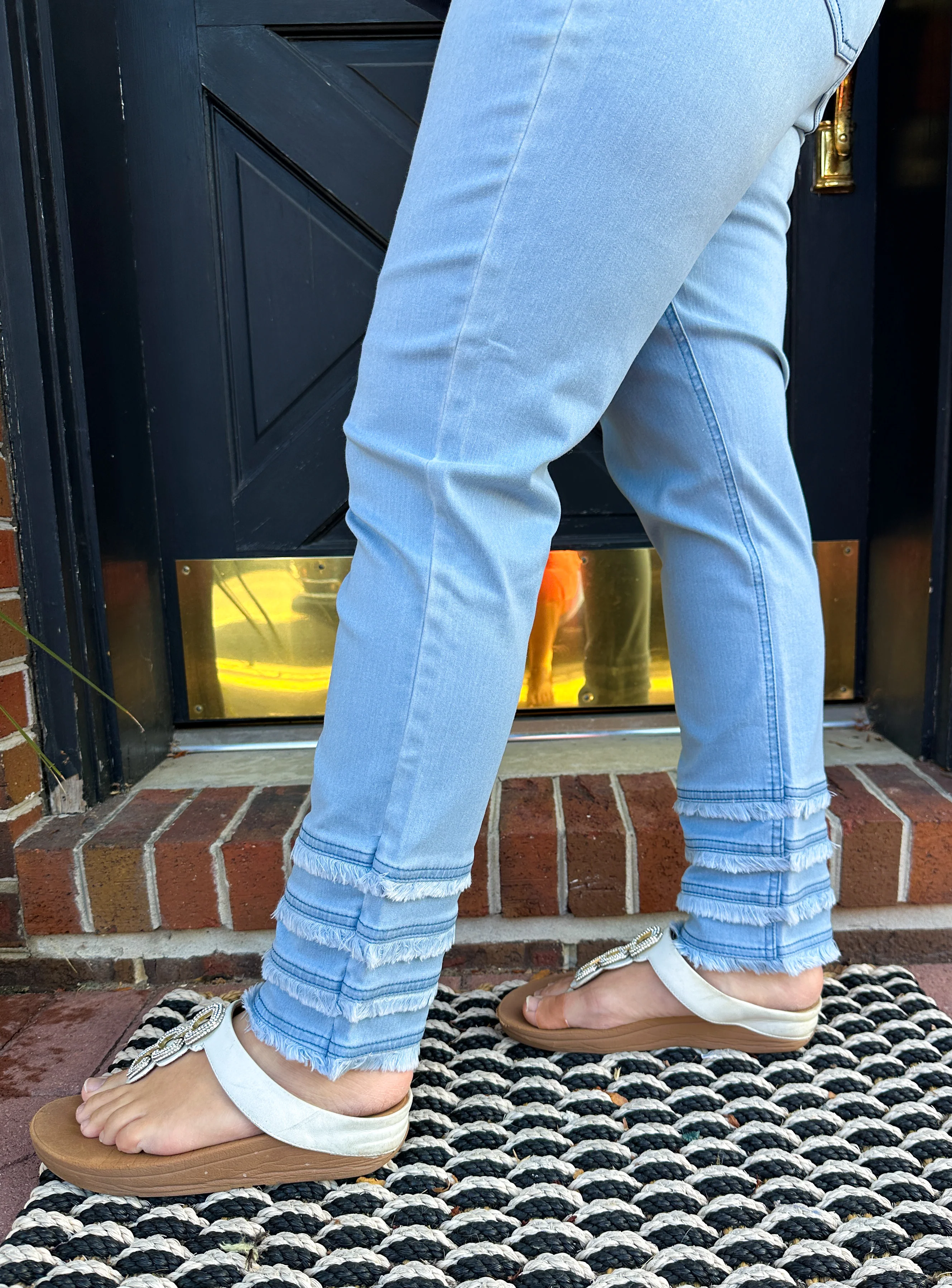 Lulu B Denim Fringe Pant Light Wash - Image 21