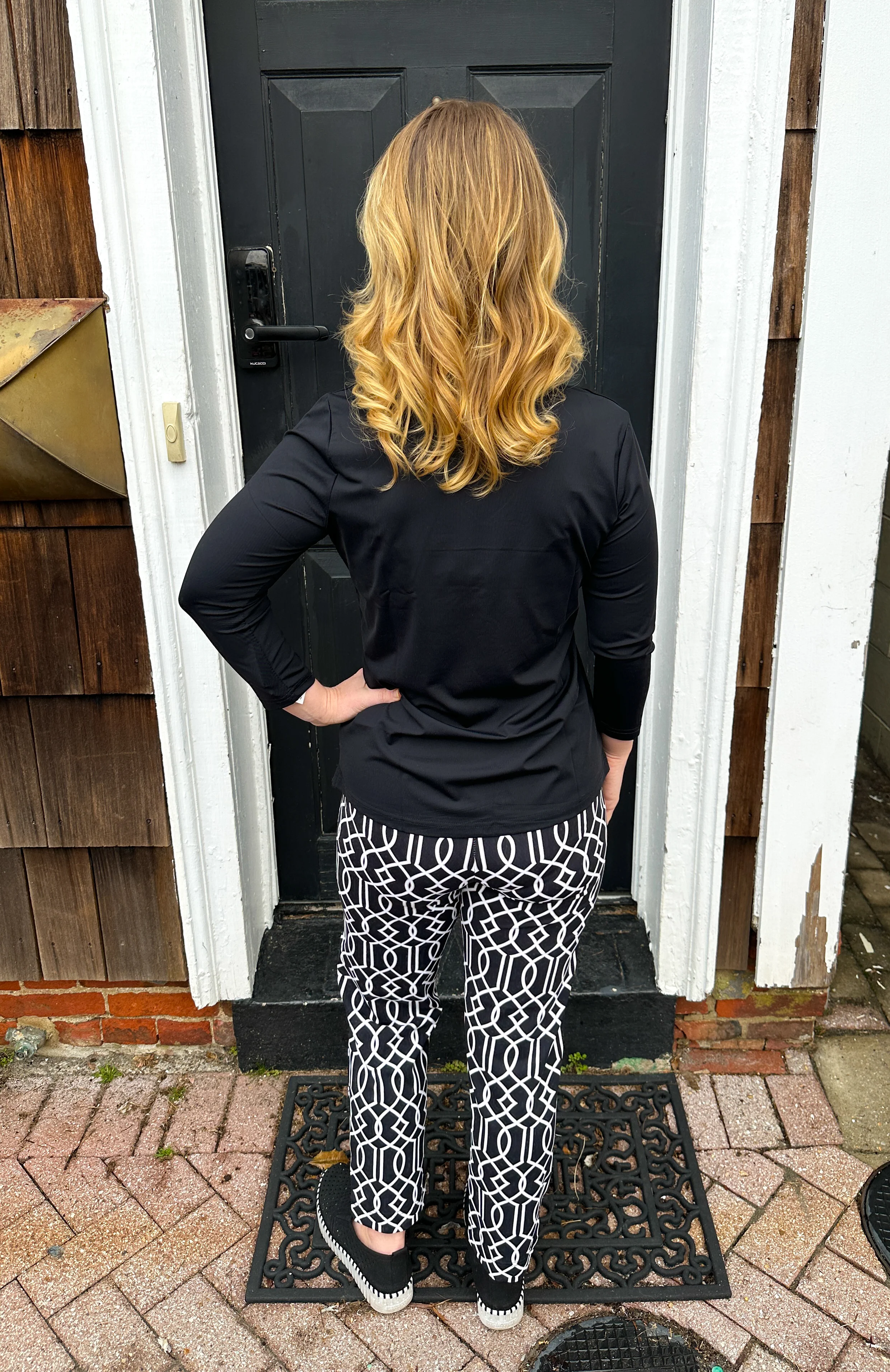Lulu B Midnight Lattice Secret Pocket Capri Legging - Image 4