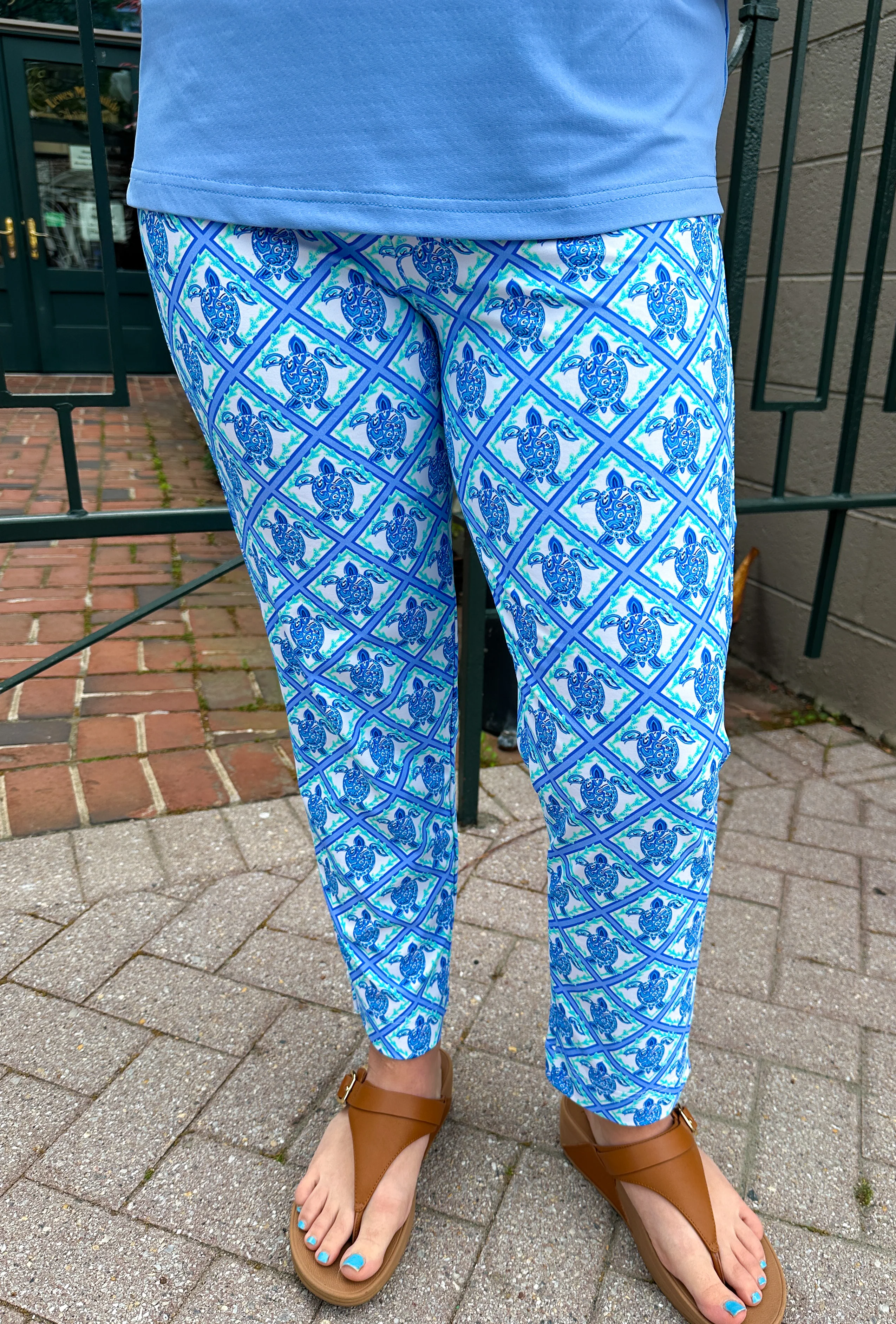 Lulu B Turtle Lattice Secret Pocket Capri Legging - Image 5