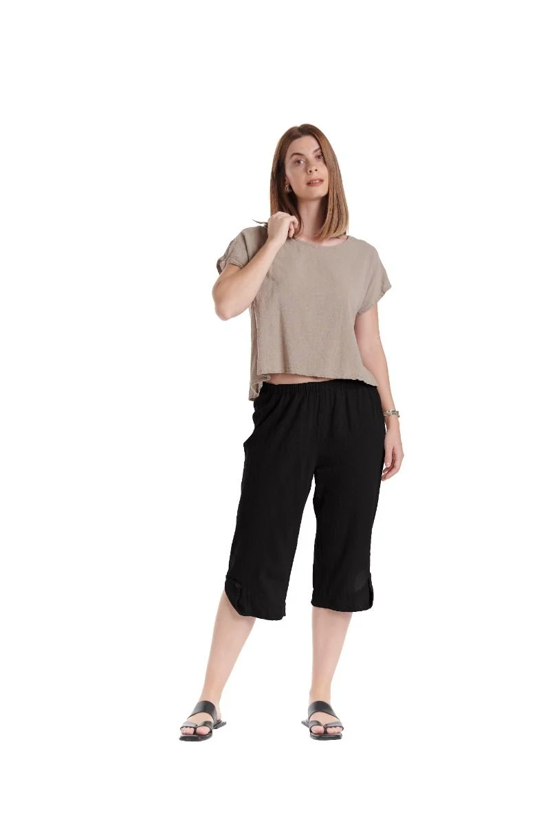 Oh My Gauze Beth Capri Black