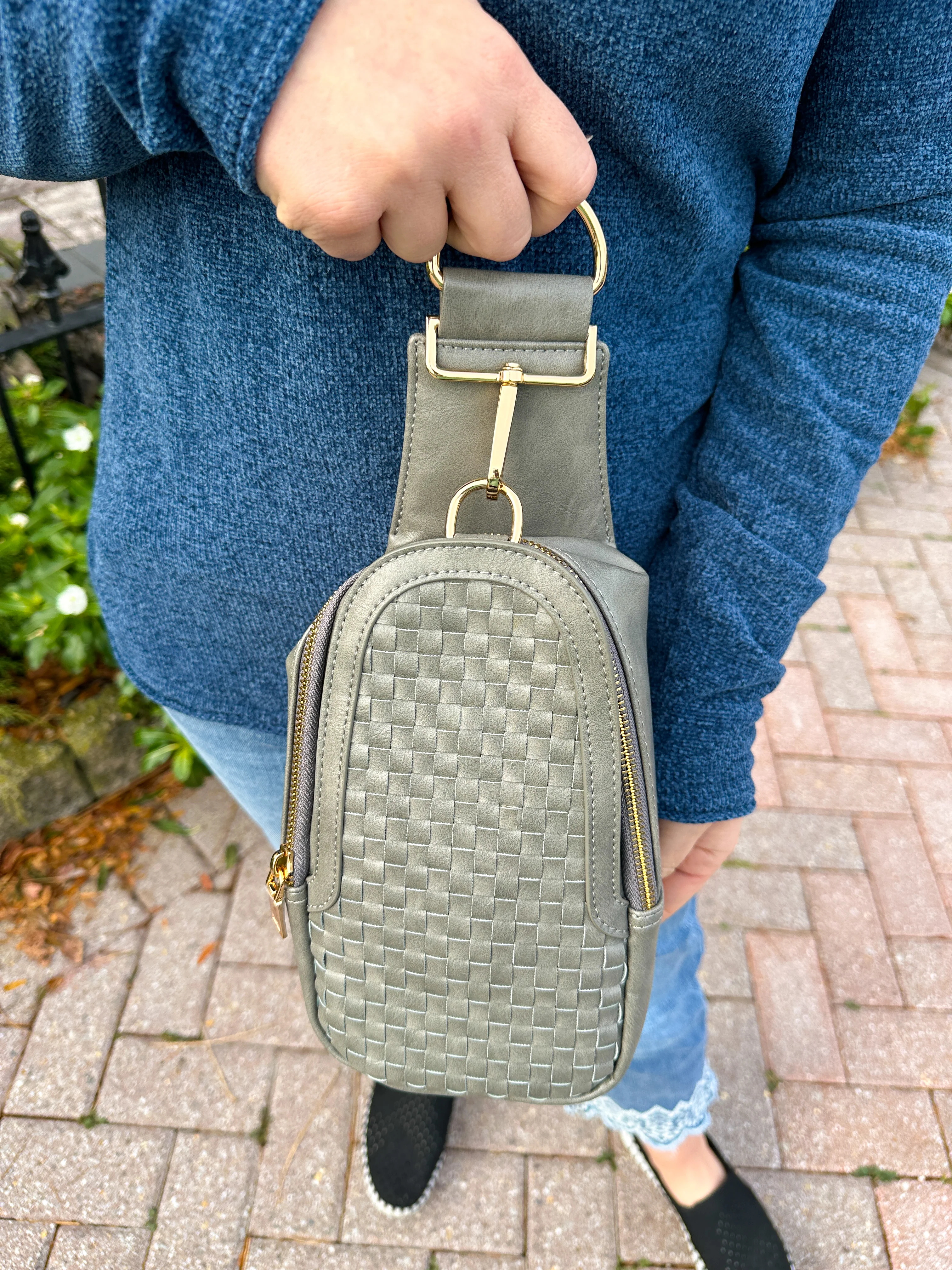 Waverly Woven Sling Bag Gray - Image 4